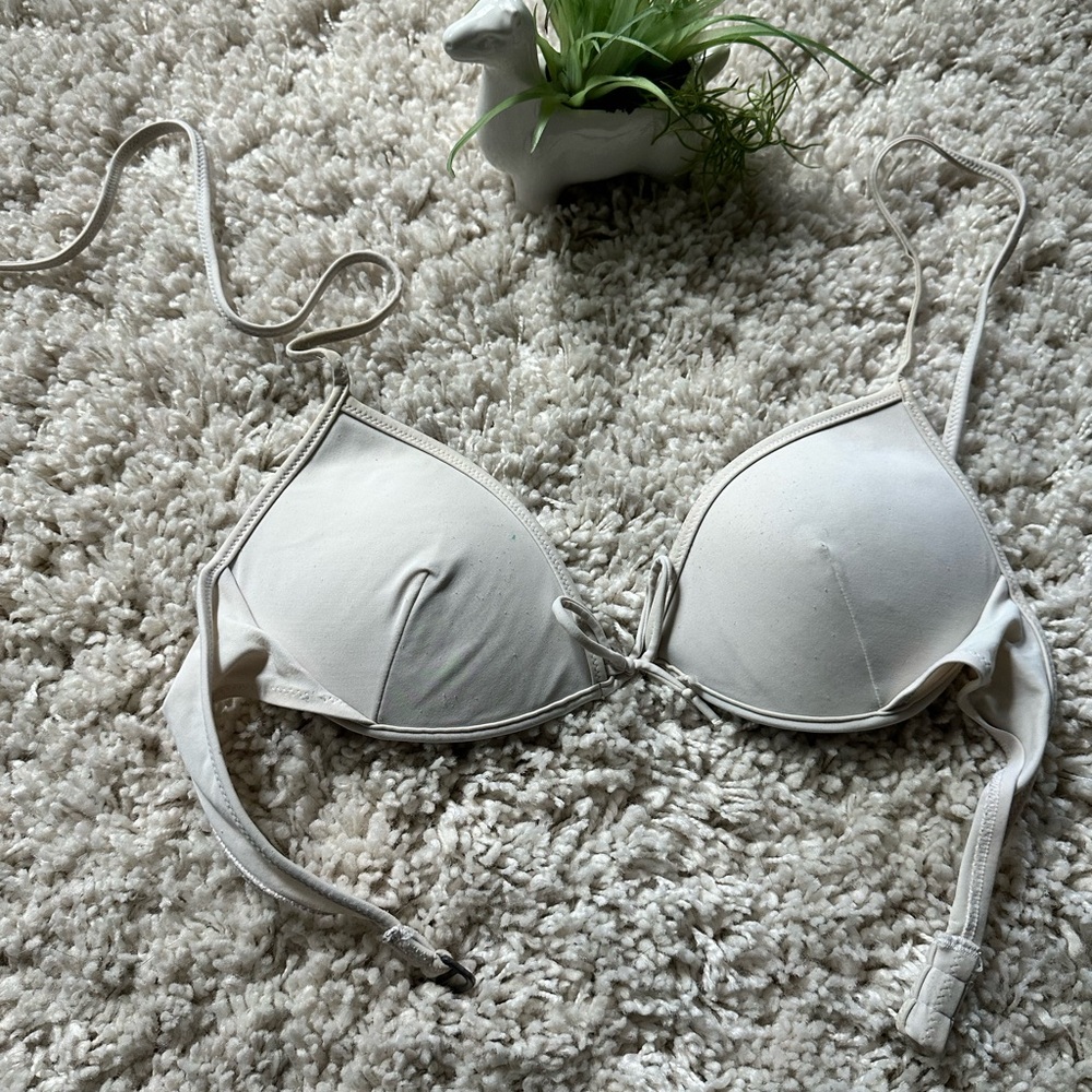 Super cute vintage vibe push-up swimwear boosted bikini top. White. Size…